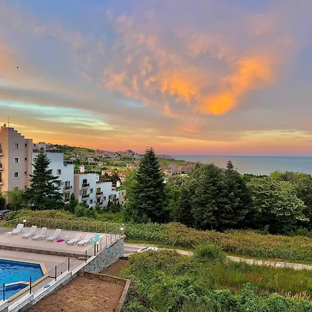 Solita With Panoramic View *